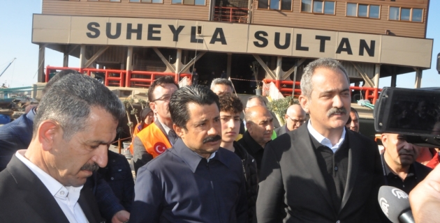 <strong>Bakan Özer ‘Süheyla Sultan’ Gemisini Ziyaret Etti</strong>