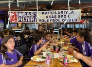Başkan Zeki Göçmen’den Asaş Spor Voleybolcularına Kahvaltı İkramı